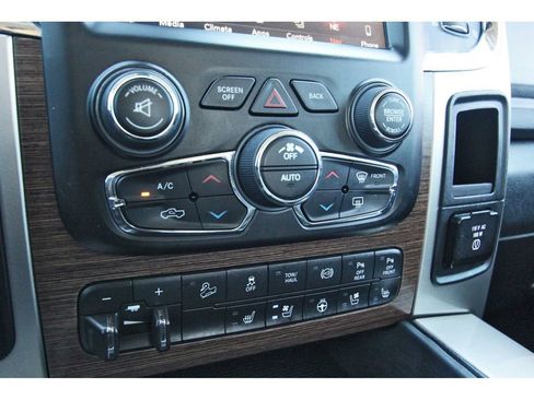 Used 2018 RAM 2500 Laramie w/ Off Road Package image 24