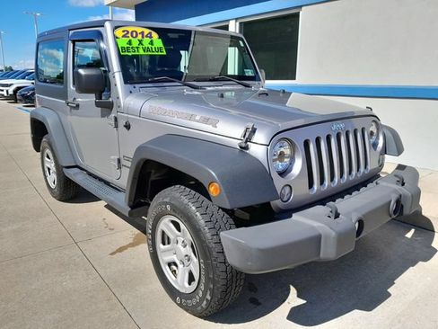Used 2014 Jeep Wrangler Sport AWD/4WD image 3