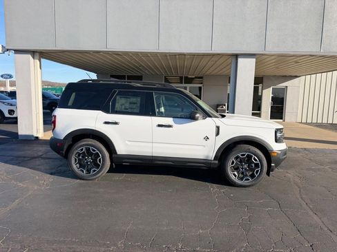 New 2026 Ford Bronco Sport Outer Banks AWD/4WD image 2