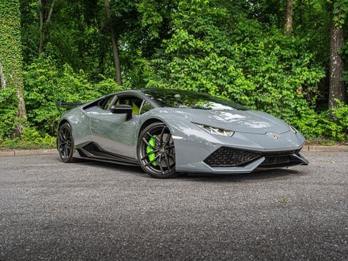 Used 2017 Lamborghini Huracan LP 610-4 AWD/4WD image 98