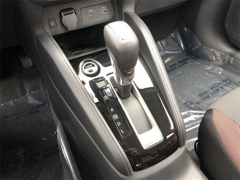 Certified 2025 Nissan Versa SR w/ Trunk Package image 25