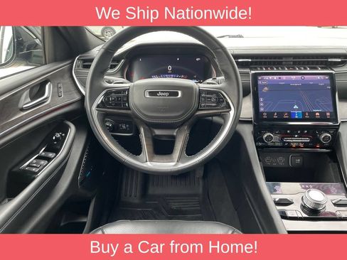 Used 2022 Jeep Grand Cherokee Overland AWD/4WD image 13
