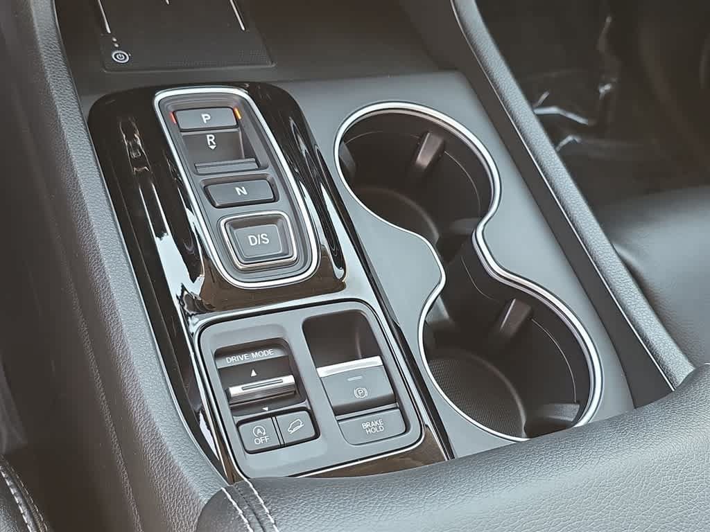 New 2026 Honda Pilot Touring image 17