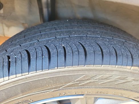 Used 2021 Hyundai Venue SEL image 27