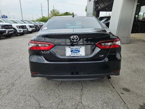 Used 2023 Toyota Camry LE image 5