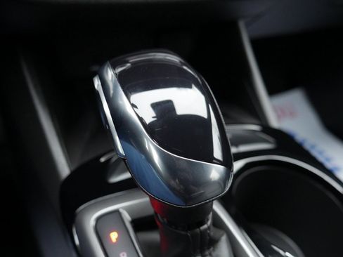 Used 2024 Buick Envista Sport Touring w/ Convenience I Package image 19