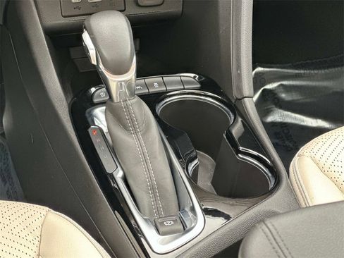 Used 2023 Buick Encore GX Essence w/ Experience Buick Package image 5