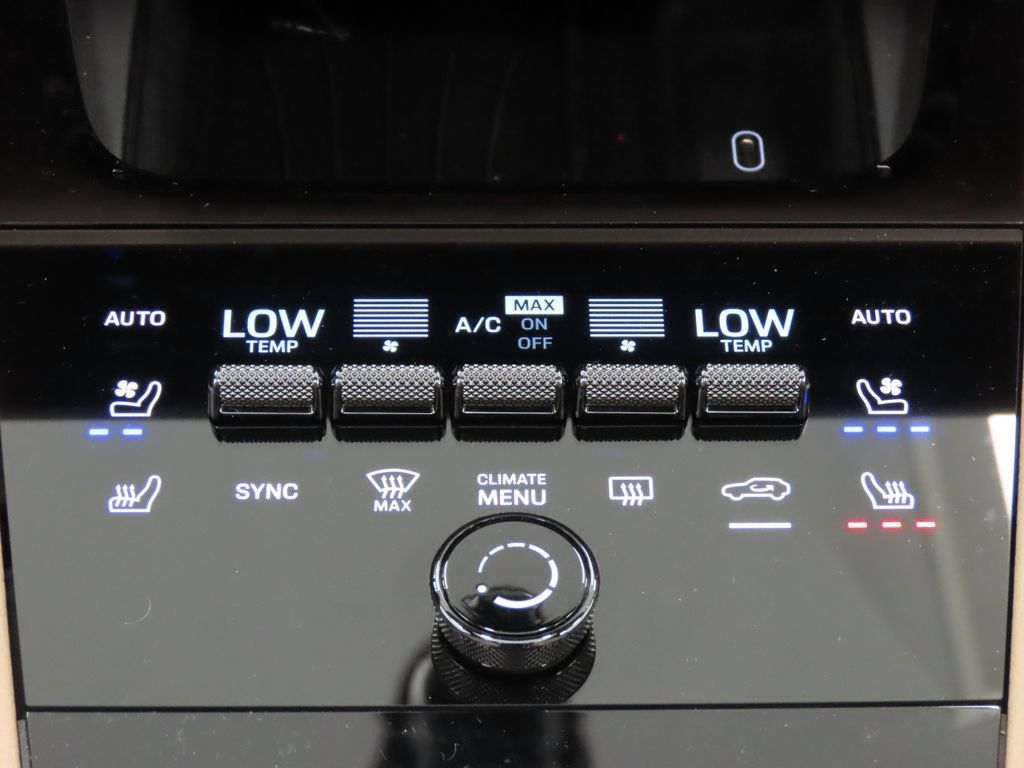 Certified 2026 Porsche Cayenne S AWD/4WD image 30