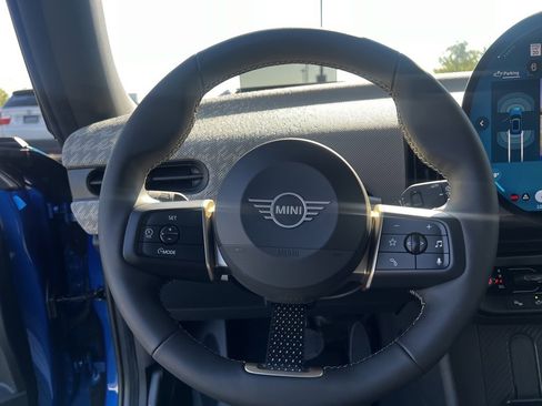 Certified 2025 MINI Cooper S image 13