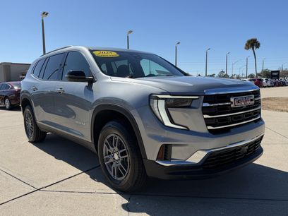 Used 2025 GMC Acadia Elevation