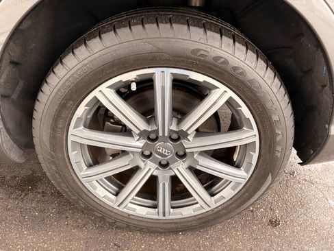 Used 2019 Audi Q7 3.0T Premium Plus w/ Premium Plus Package image 46