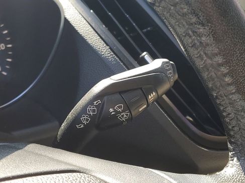 Used 2019 Ford Escape Titanium FWD image 18