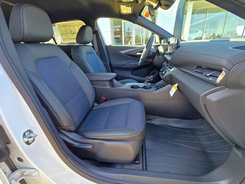 New 2026 Buick Envista Preferred w/ Convenience I Package FWD image 19