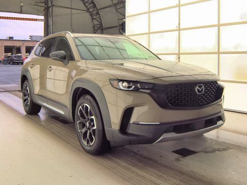 Used 2023 MAZDA CX-50 Meridian Edition AWD/4WD image 5