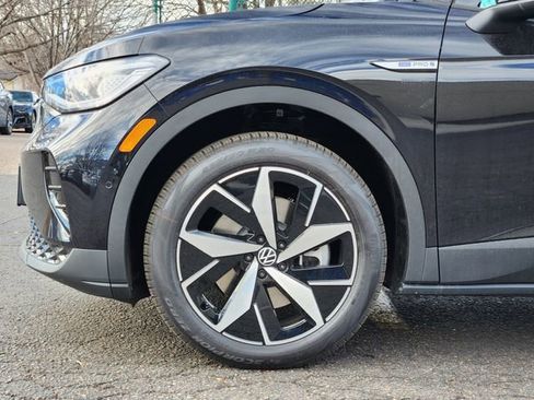 New 2026 Volkswagen ID.4 Pro S AWD/4WD image 8