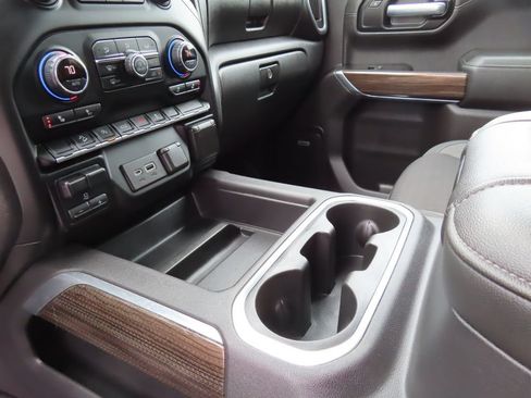 Certified 2020 Chevrolet Silverado 1500 RST AWD/4WD image 23