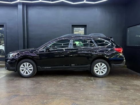 Used 2018 Subaru Outback 2.5i AWD/4WD image 6