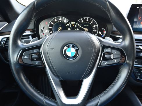 Used 2019 BMW 530i xDrive w/ Convenience Package image 19