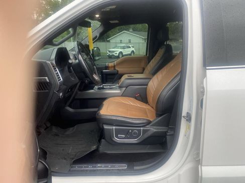 Used 2017 Ford F150 Limited w/ Trailer Tow Package AWD/4WD image 4