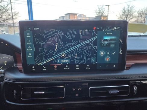 Used 2023 Lincoln Nautilus Reserve w/ Equipment Group 201A image 16