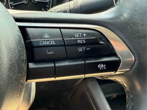 Used 2024 MAZDA MAZDA3 s FWD image 5