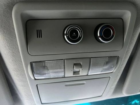 Used 2019 Nissan NV 3500 S image 31