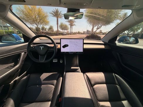 Used 2019 Tesla Model 3 Standard Range Plus RWD image 11