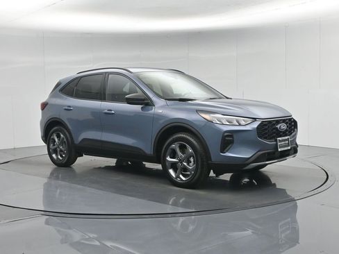 Used 2025 Ford Escape ST-Line FWD image 27