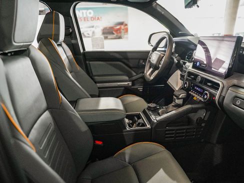 New 2026 Toyota 4Runner Trailhunter image 20