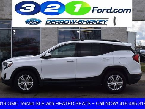Used 2019 GMC Terrain SLE w/ Driver Convenience Package image 2