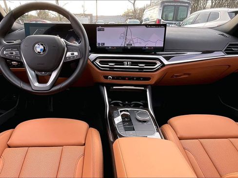 Certified 2023 BMW 330i xDrive Sedan w/ Driving Assistance Package image 16