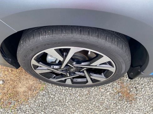 Used 2022 Hyundai Kona Limited image 26