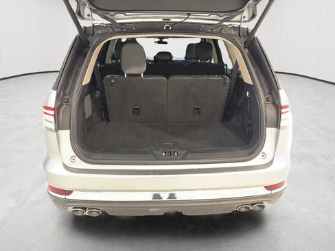 Used 2023 Lincoln Aviator Reserve RWD image 22