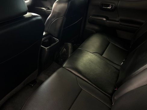 Certified 2022 Toyota Tacoma TRD Pro AWD/4WD image 12