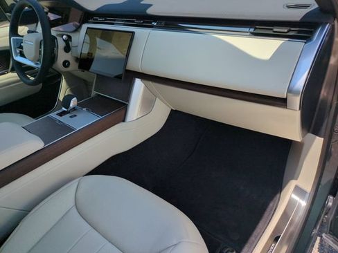 New 2026 Land Rover Range Rover SE AWD/4WD image 19