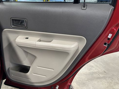 Used 2010 Ford Edge Limited image 17