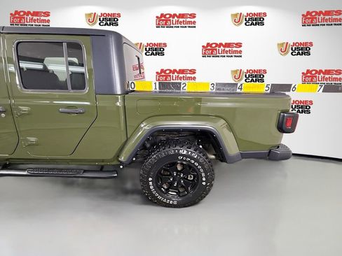 Used 2021 Jeep Gladiator Willys image 34