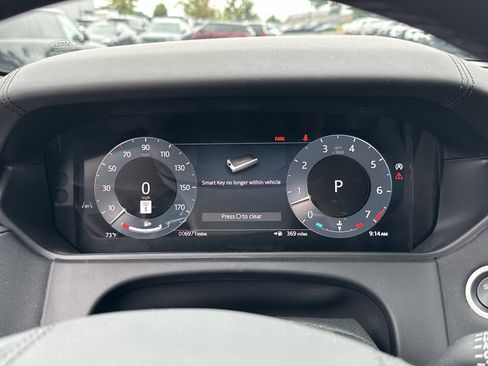 Used 2026 Land Rover Range Rover Velar Dynamic SE AWD/4WD image 19