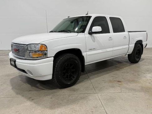Used 2005 GMC Sierra 1500 Denali w/ Safe And Sound Package AWD/4WD image 1