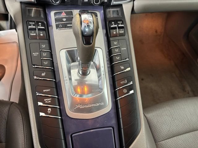 Used 2012 Porsche Panamera 4 AWD/4WD image 17