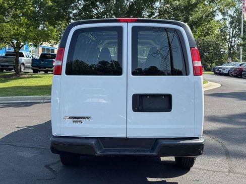 Used 2022 Chevrolet Express 2500 Extended w/ Driver Convenience Package RWD image 22