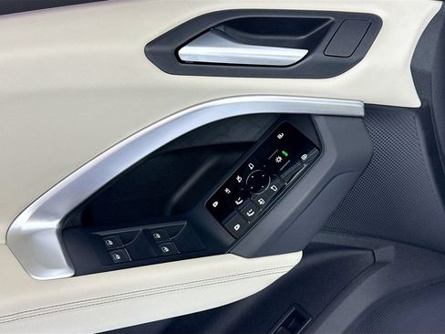 Certified 2025 Audi Q5 Premium AWD/4WD image 23