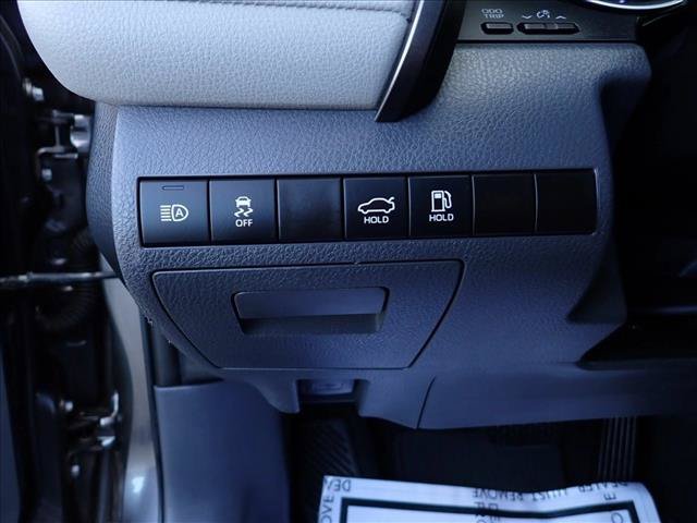 Used 2022 Toyota Camry XLE w/ Carpet Mat Package (TMS) FWD image 13
