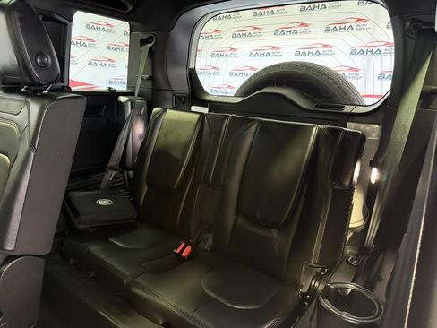 Used 2023 Land Rover Defender 110 S AWD/4WD image 60