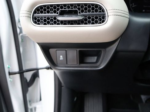 Certified 2026 Honda HR-V EX-L image 29