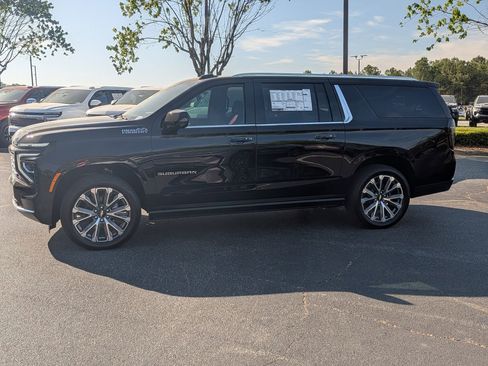 New 2026 Chevrolet Suburban High Country AWD/4WD image 5