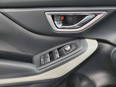 Used 2022 Subaru Forester Limited image 26