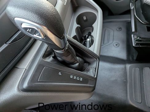 New 2026 Ford Transit 250 148 Medium Roof w/ Load Area Protection Package RWD image 9