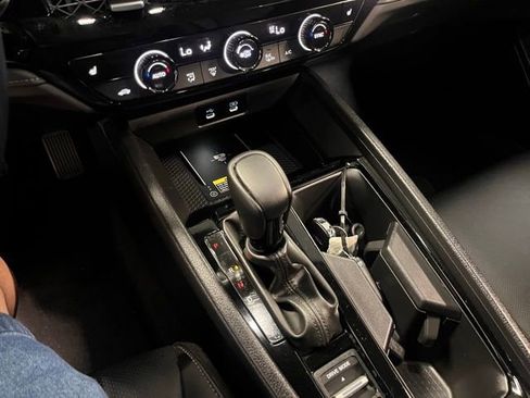 Used 2025 Honda Accord EX-L image 30