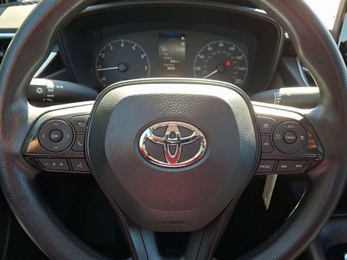 Used 2023 Toyota Corolla LE image 18